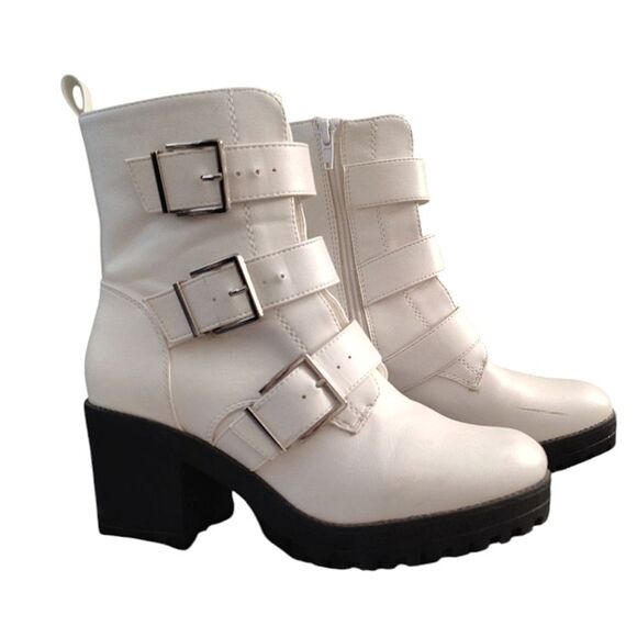 Forever 21 White Faux Leather Buckle Chunky Platform Ankle Boots Size 8 - Picture 2 of 14